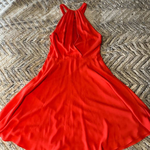 Red Express Dress Homecoming - Picture 2 of 3